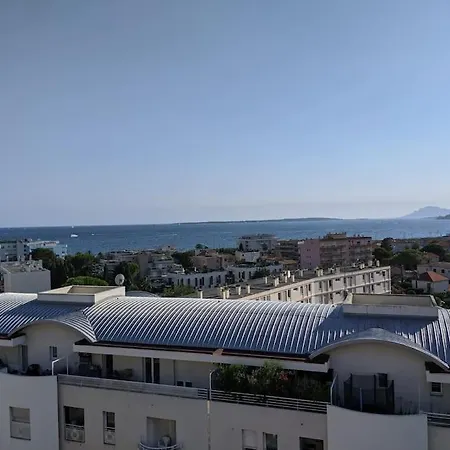 Apartmán Beautiful Rooftop With Terrace And Sea View.